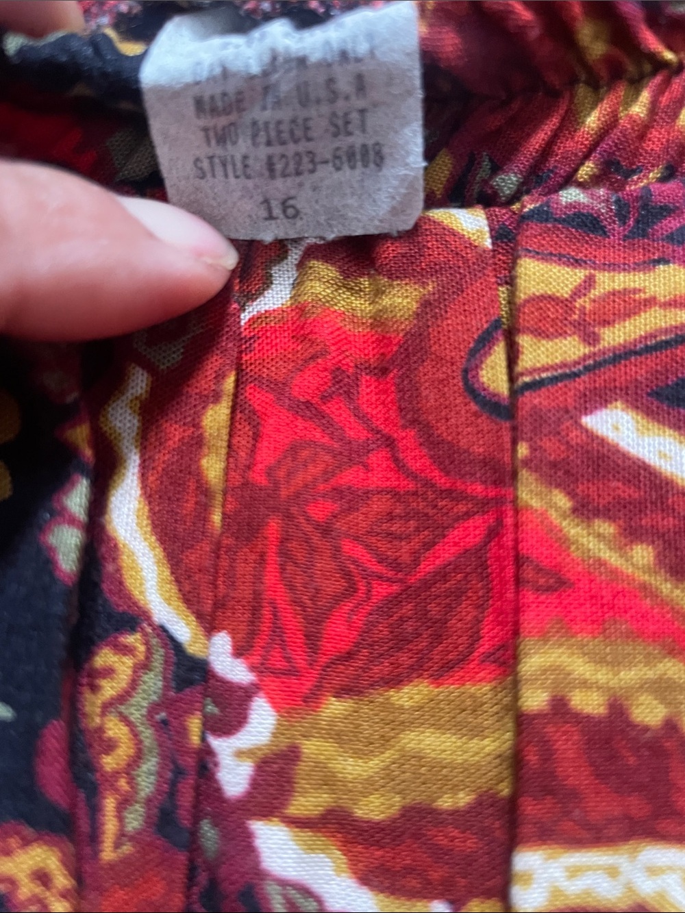 Vintage Matthew & David 2pc Knit Cardigan & Matching Floral Pleated Skirt Set - Picture 8 of 10
